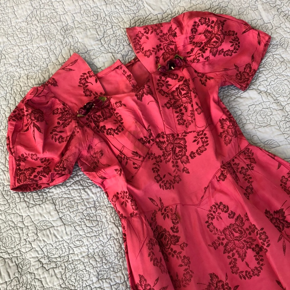 1930s / 1940s pink handmade gown